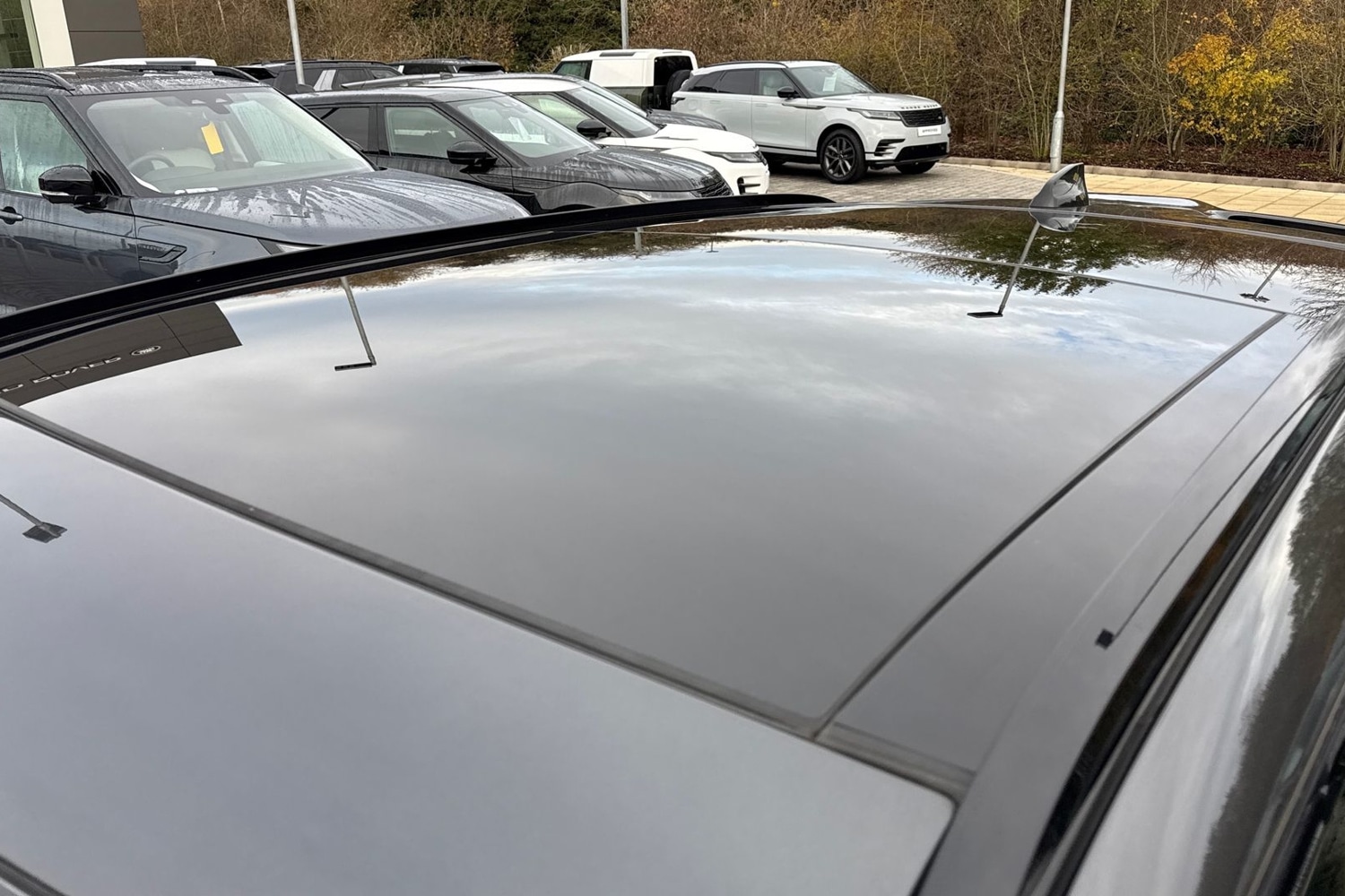 Used Land Rover Range Rover Velar 2023 for sale - 76836363: Photo 31