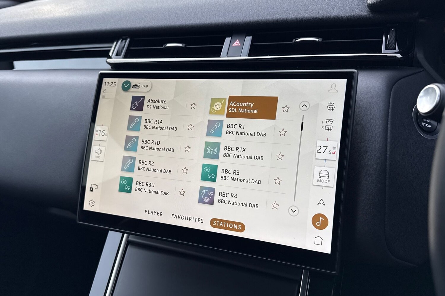 Used Land Rover Range Rover Velar 2023 for sale - 76836363: Photo 37