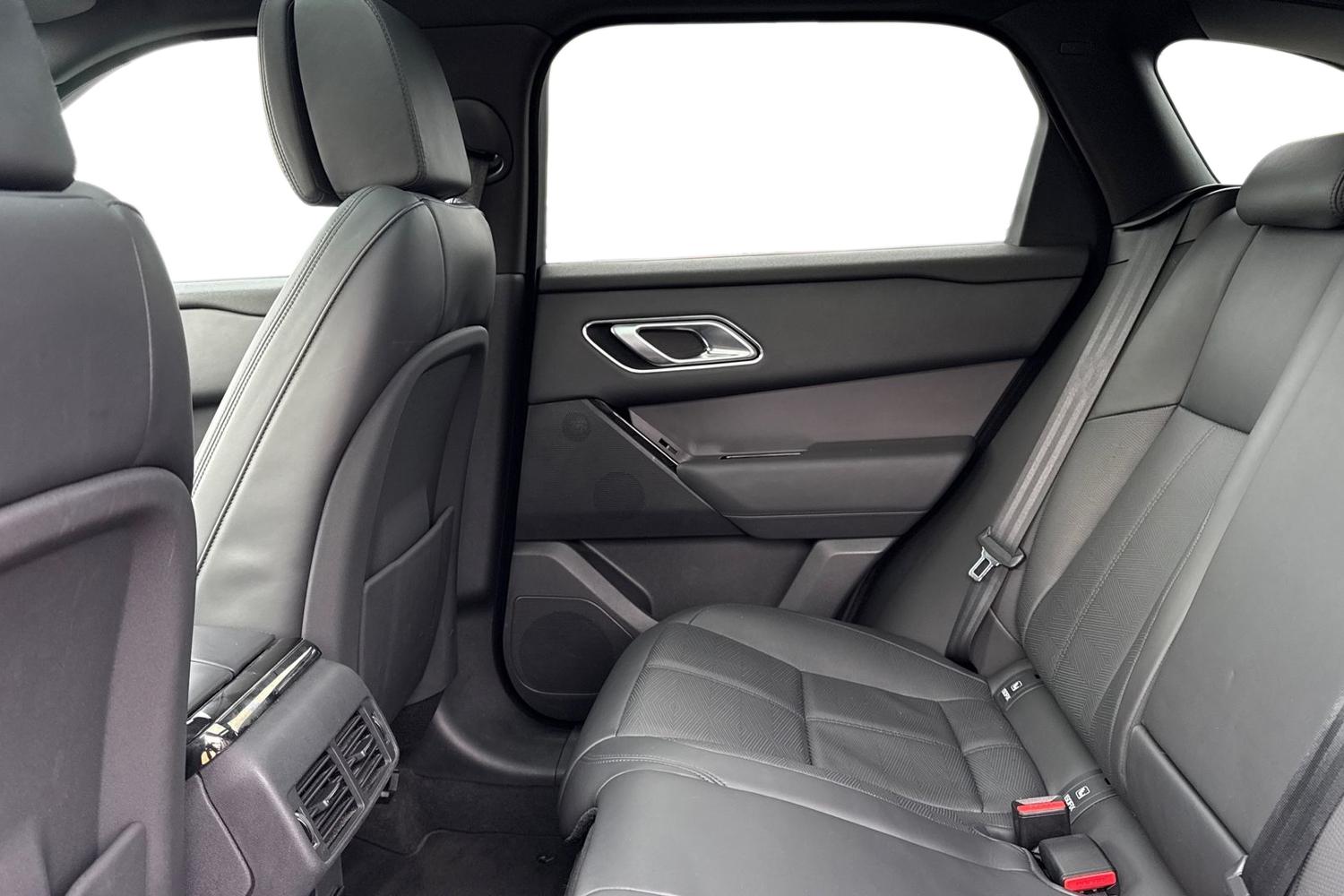 Used Land Rover Range Rover Velar 2023 for sale - 76836363: Photo 4