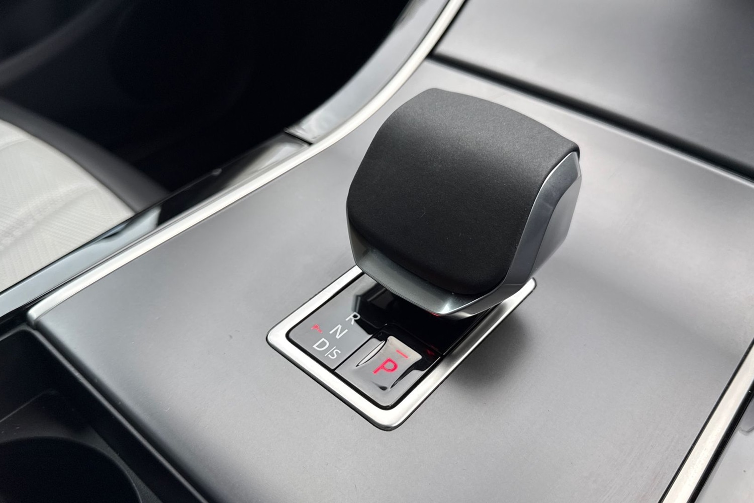 Used Land Rover Range Rover Evoque 2024 for sale - 76961631: Photo 13