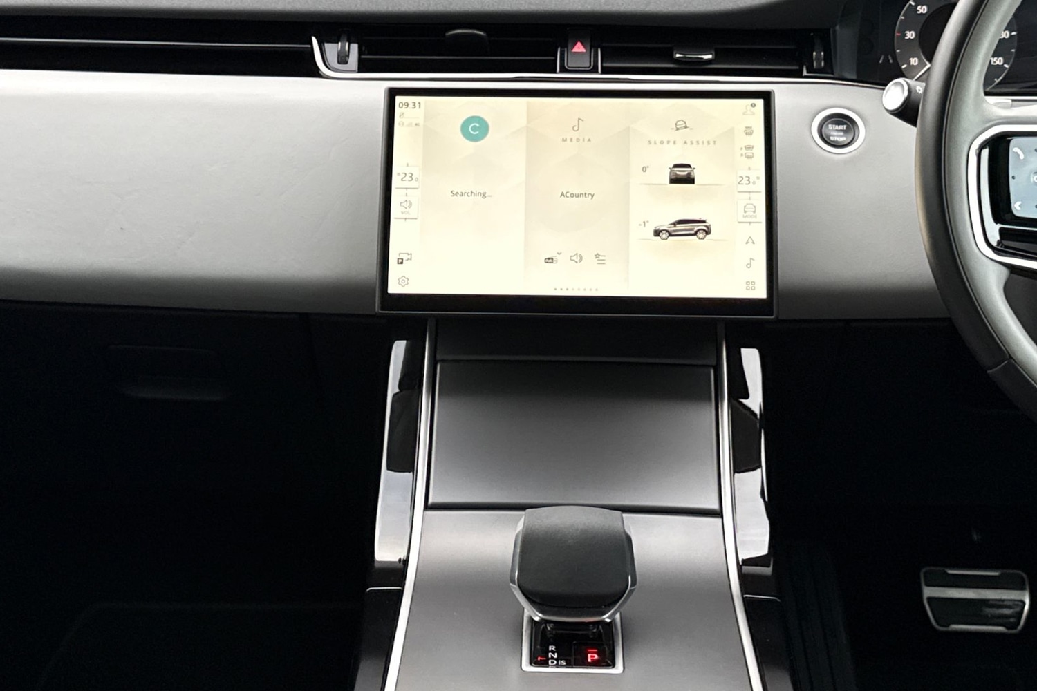 Used Land Rover Range Rover Evoque 2024 for sale - 76961631: Photo 14