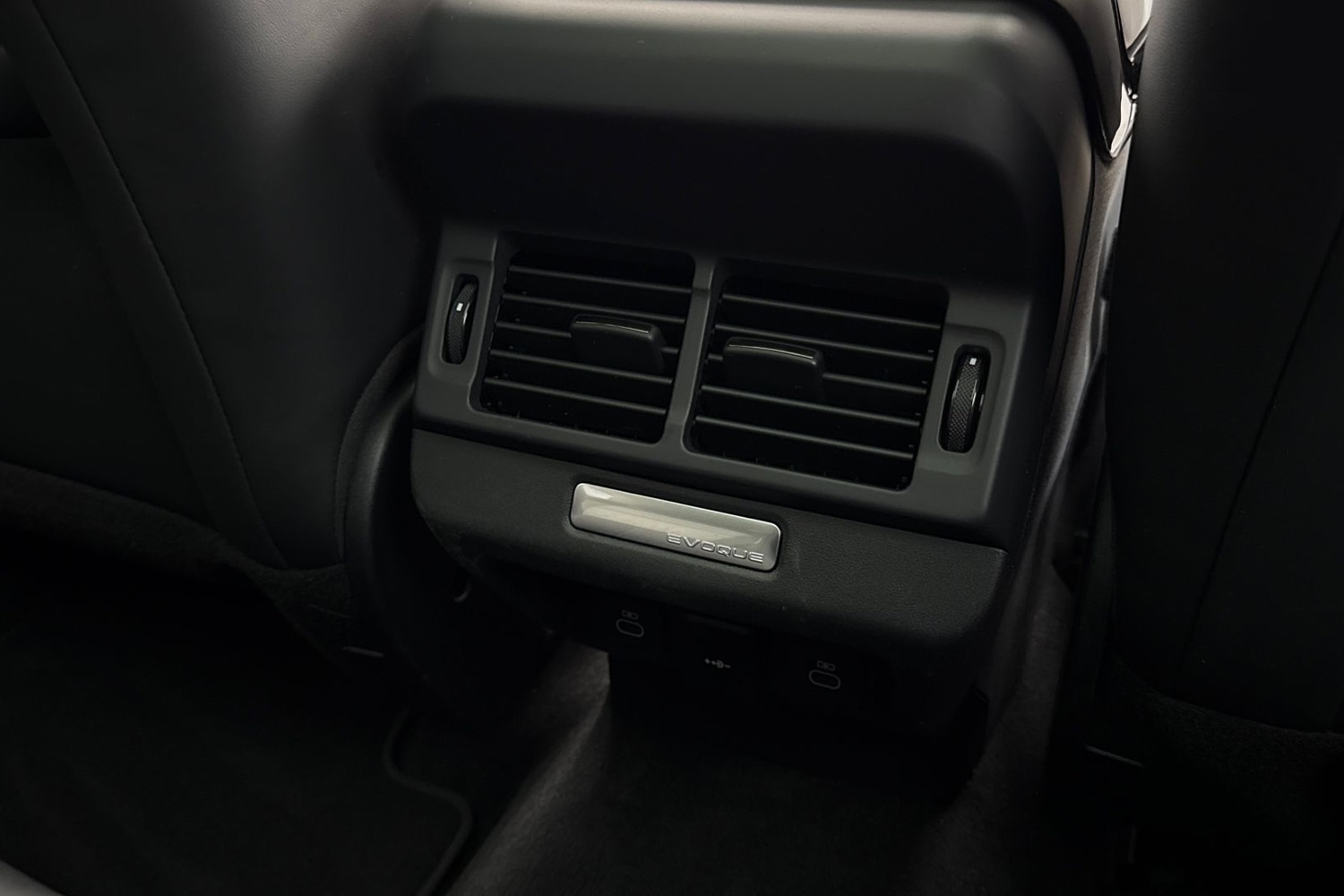 Used Land Rover Range Rover Evoque 2024 for sale - 76961631: Photo 18