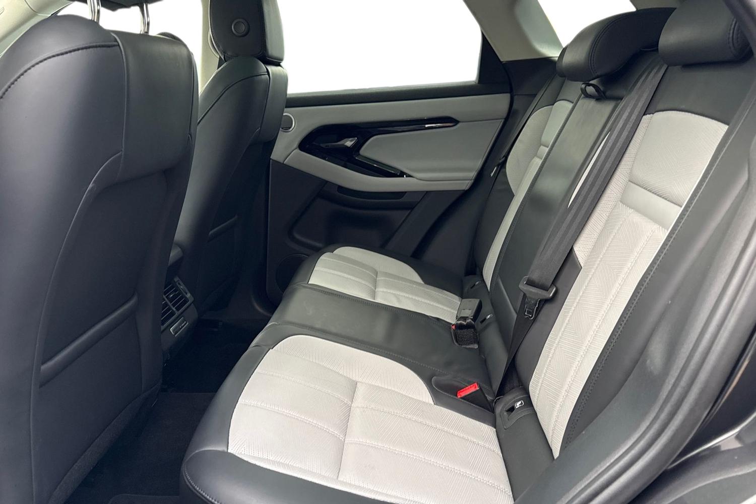 Used Land Rover Range Rover Evoque 2024 for sale - 76961631: Photo 4