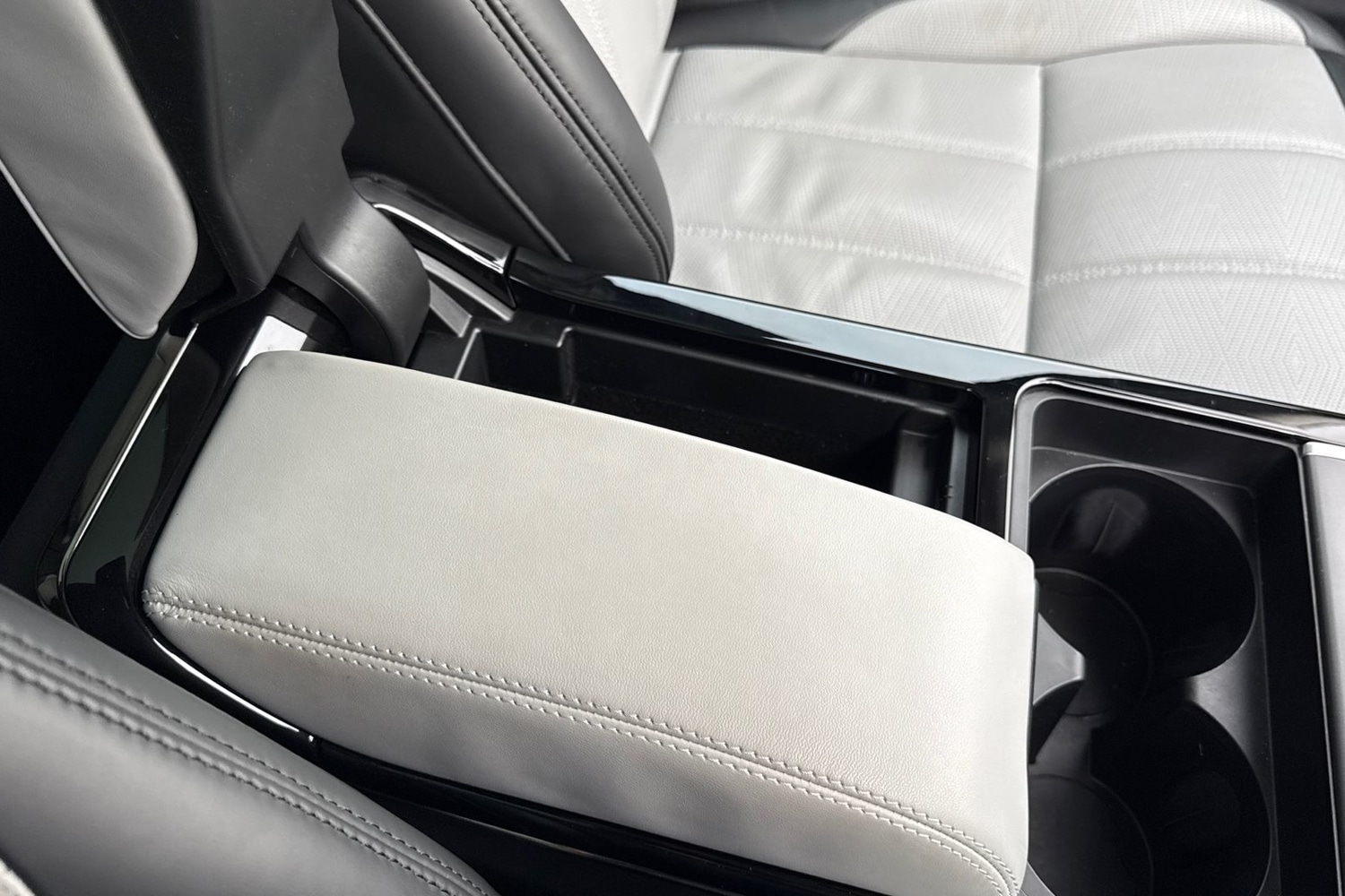 Used Land Rover Range Rover Evoque 2024 for sale - 76961631: Photo 45