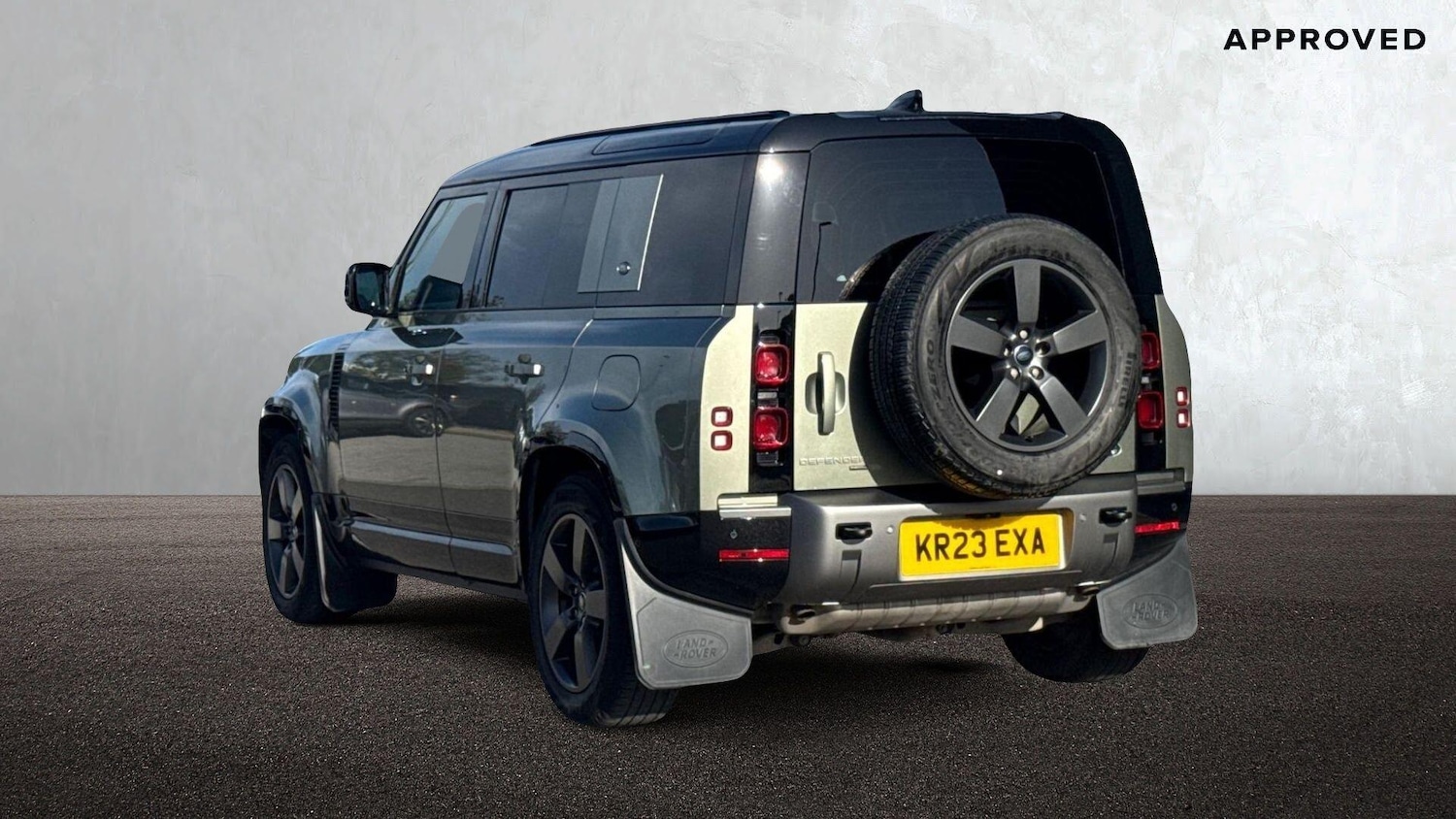 Used Land Rover Defender 2023 for sale - 76985238: Photo 2