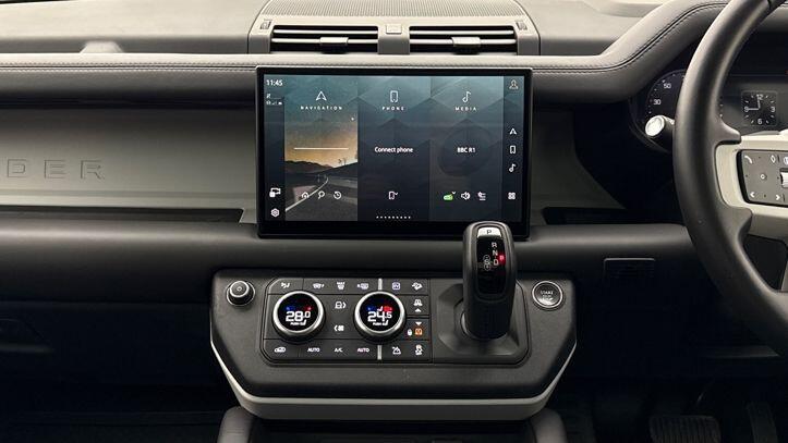 Used Land Rover Defender 2023 for sale - 77226540: Photo 15