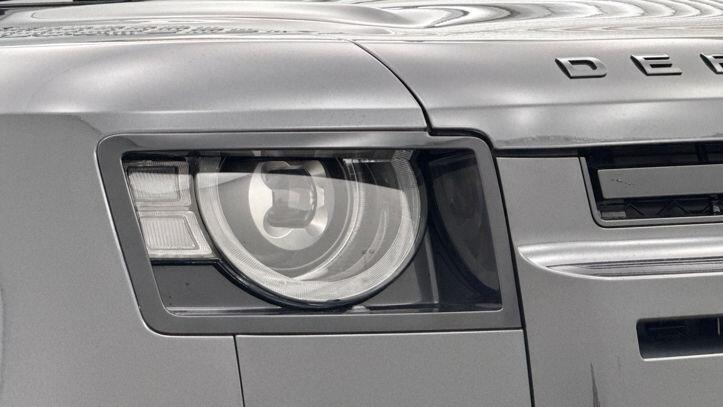 Used Land Rover Defender 2023 for sale - 77226540: Photo 17