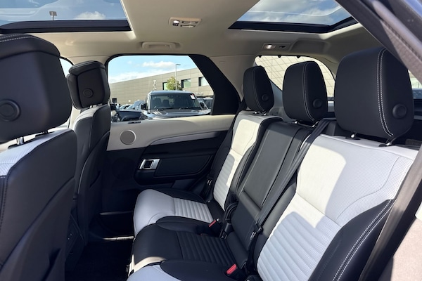 Used Land Rover Discovery 2025 for sale - 74764236: Photo 13