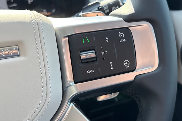 Used Land Rover Discovery 2025 for sale - 74764236: Photo 18