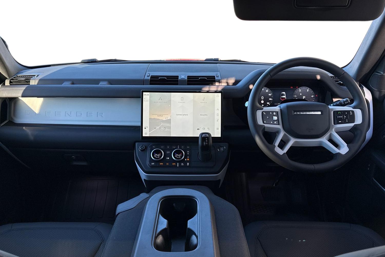 Used Land Rover Defender 2025 for sale - 76697651: Photo 10