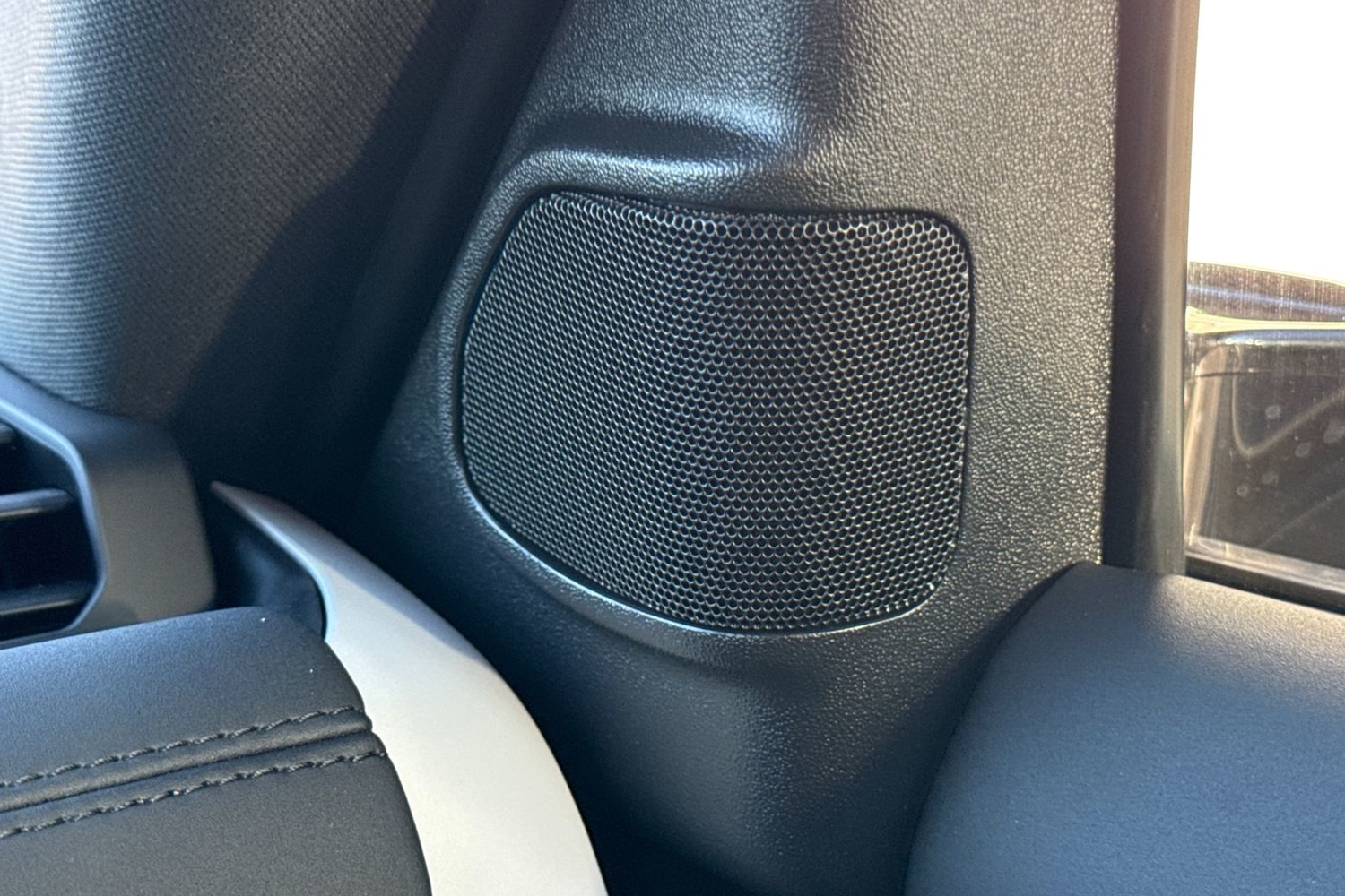 Used Land Rover Defender 2025 for sale - 76697651: Photo 25