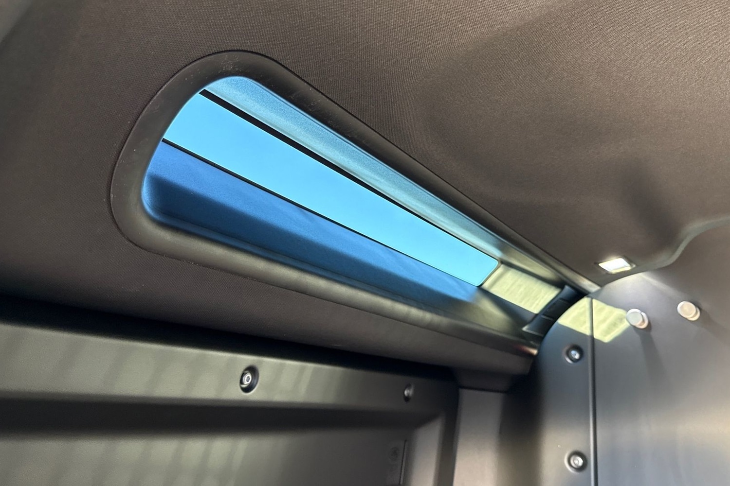 Used Land Rover Defender 2025 for sale - 76697651: Photo 34