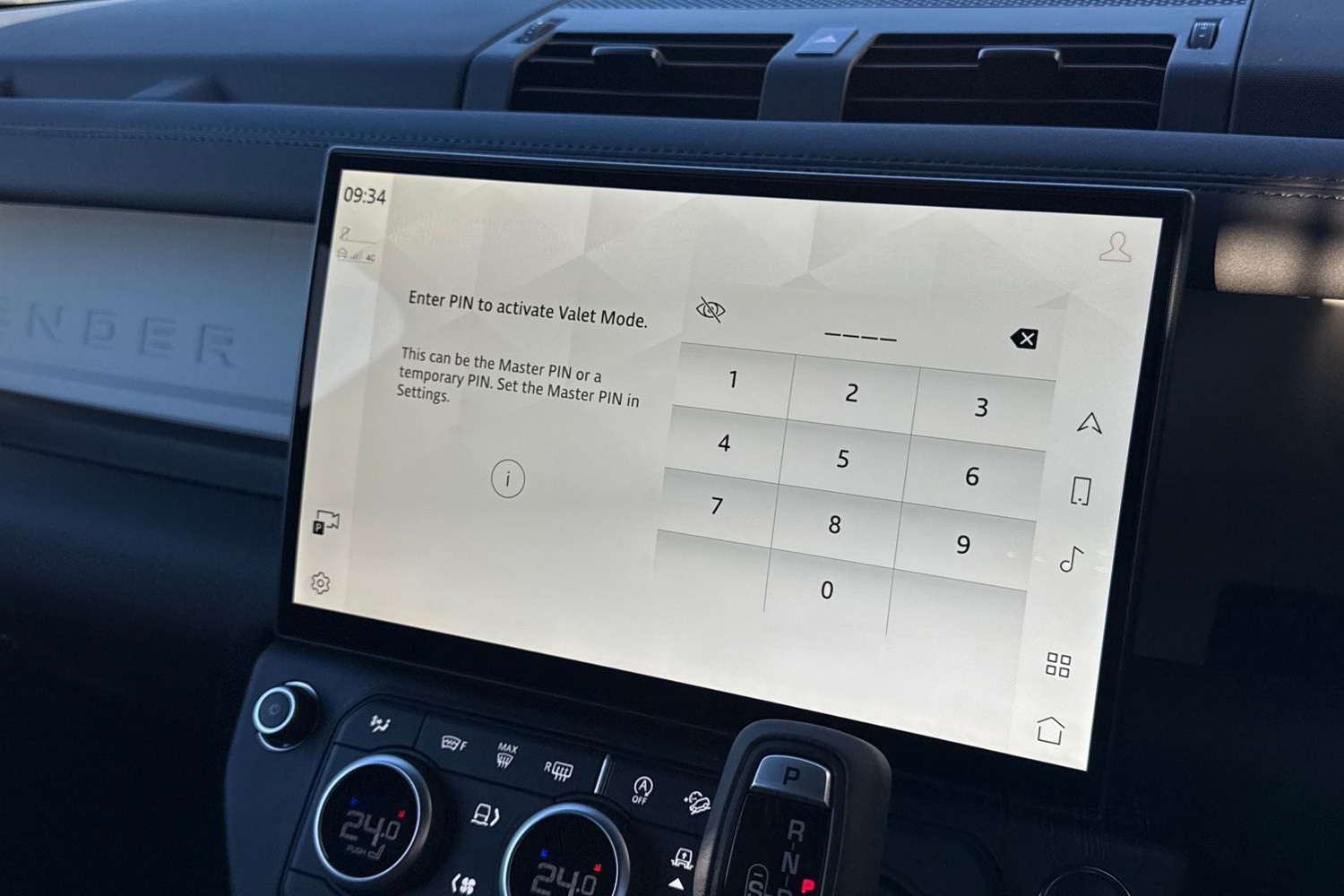 Used Land Rover Defender 2025 for sale - 76697651: Photo 40