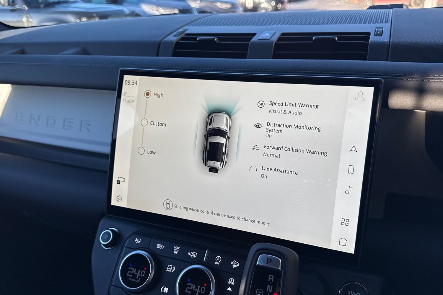 Used Land Rover Defender 2025 for sale - 76697651: Photo 42