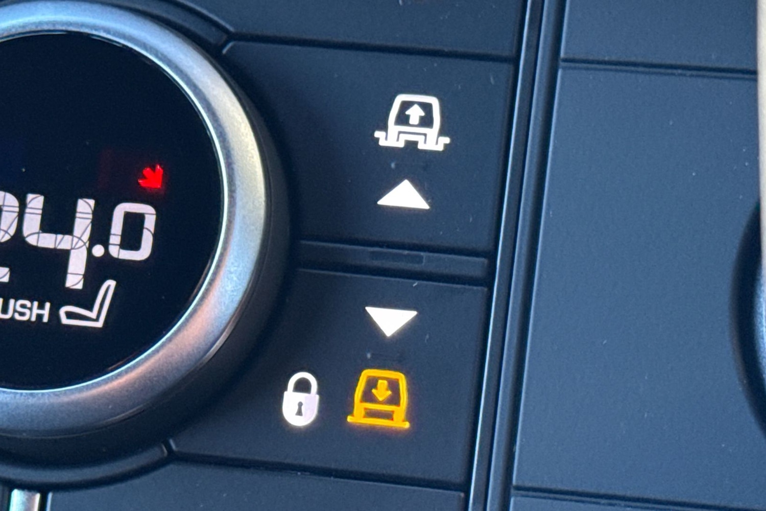 Used Land Rover Defender 2025 for sale - 76697651: Photo 45