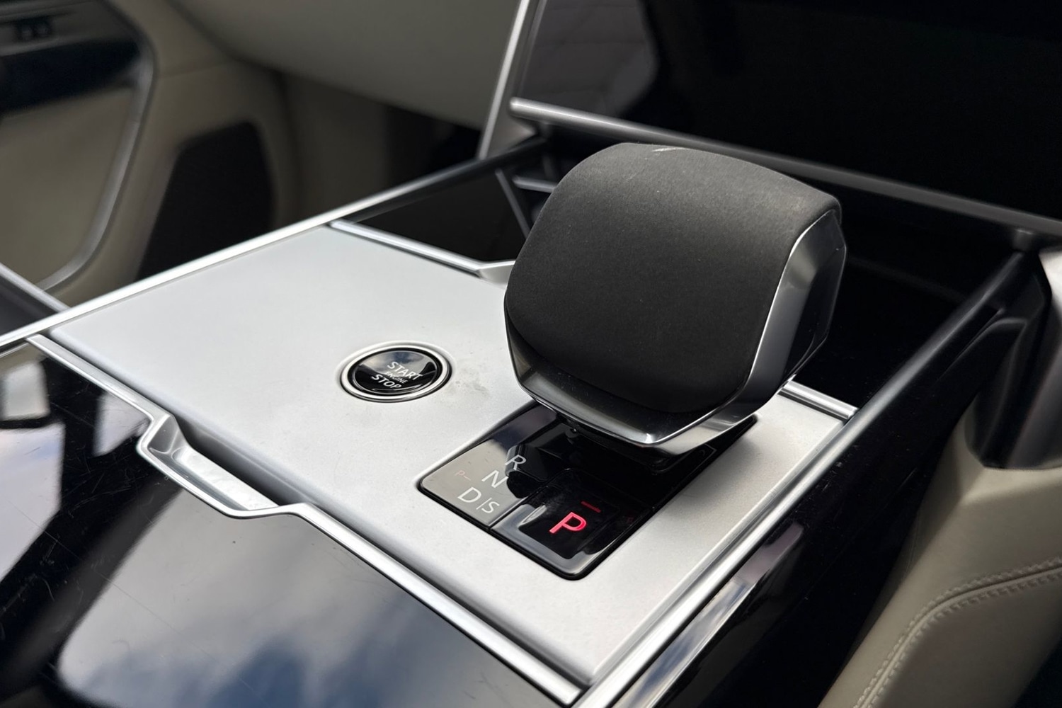 Used Land Rover Range Rover 2024 for sale - 76916333: Photo 14