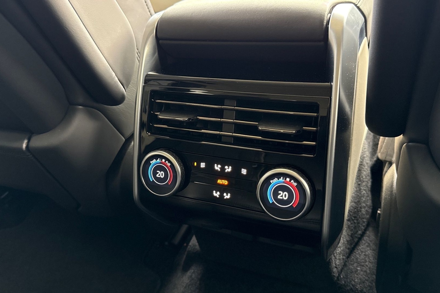 Used Land Rover Range Rover 2024 for sale - 76916333: Photo 19