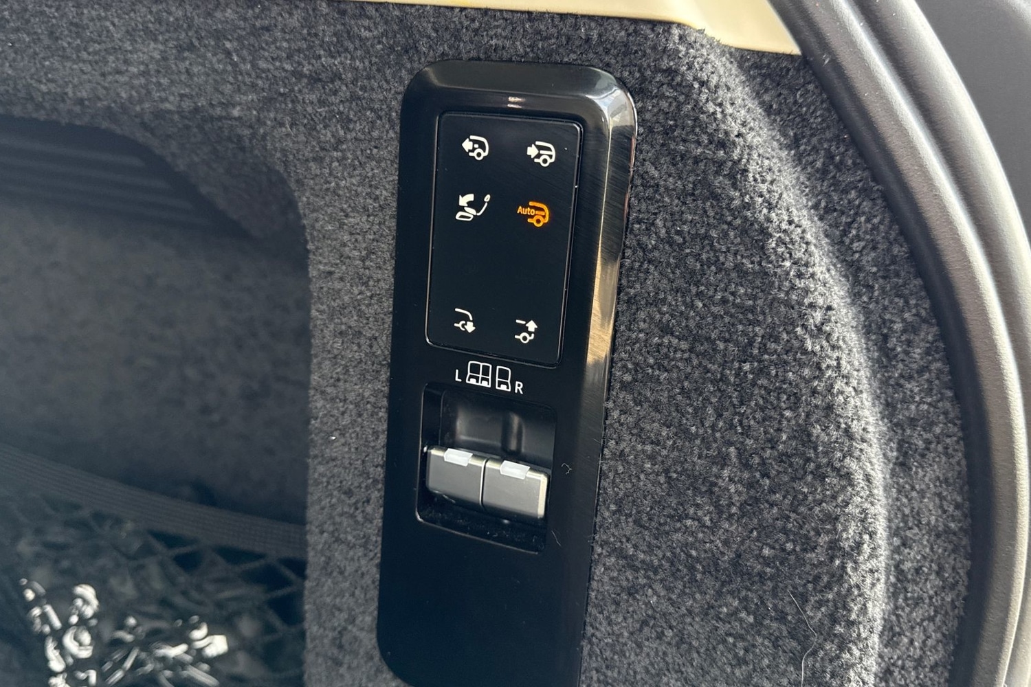 Used Land Rover Range Rover 2024 for sale - 76916333: Photo 28