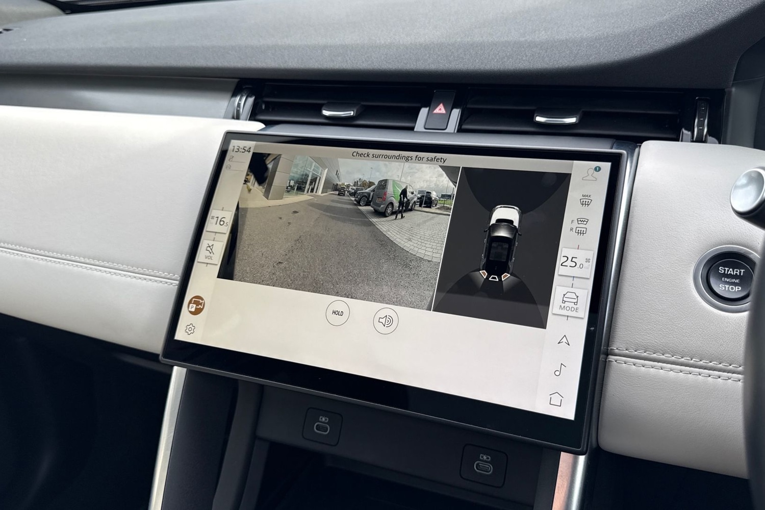 Used Land Rover Discovery Sport 2024 for sale - 76460946: Photo 13