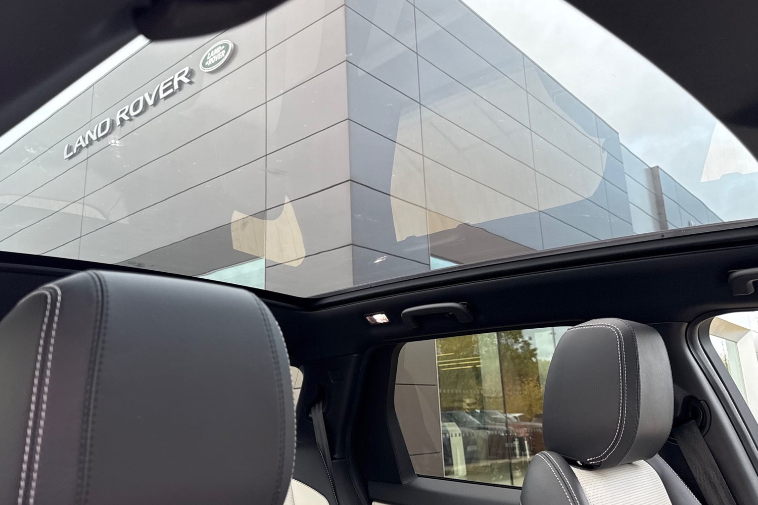 Used Land Rover Discovery Sport 2024 for sale - 76460946: Photo 33