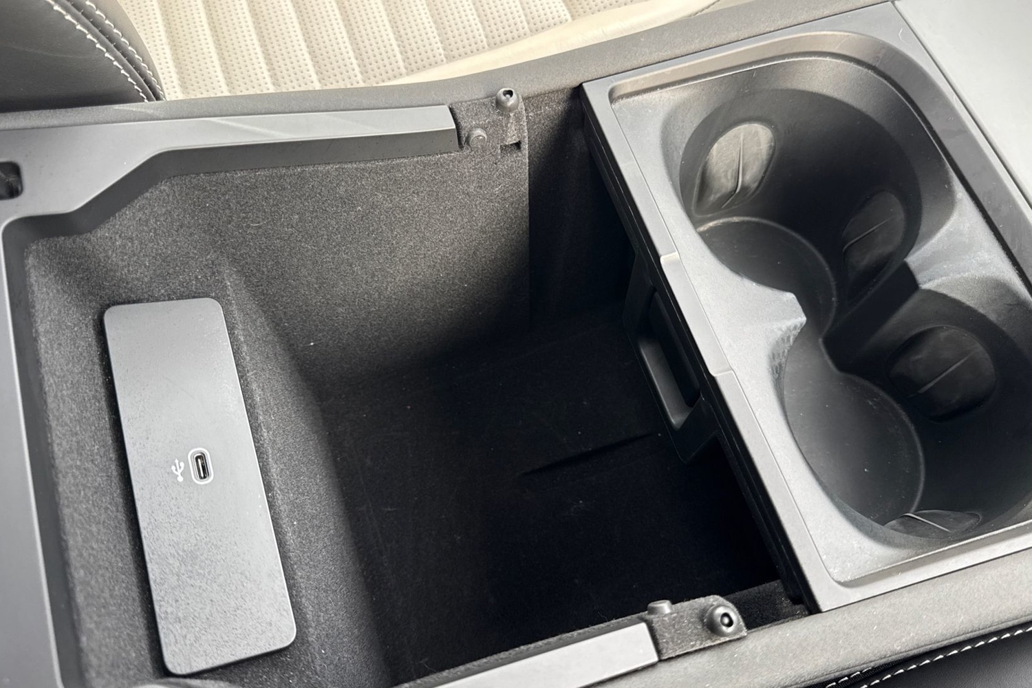 Used Land Rover Discovery Sport 2024 for sale - 76460946: Photo 45