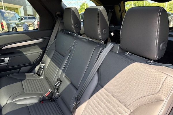 Used Land Rover Discovery 2025 for sale - 75786399: Photo 13