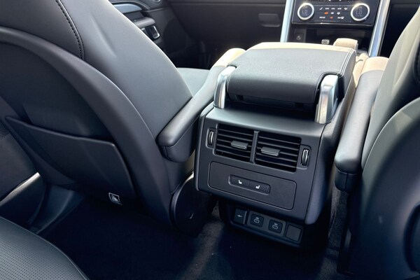 Used Land Rover Discovery 2025 for sale - 75786399: Photo 26
