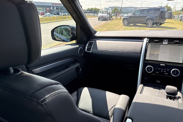 Used Land Rover Discovery 2025 for sale - 75786399: Photo 28