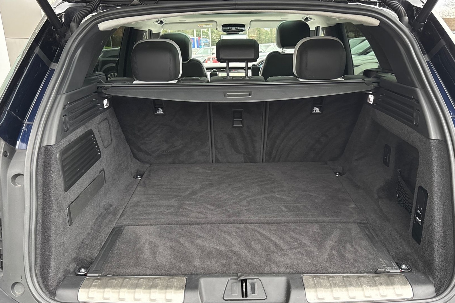 Used Land Rover Range Rover Sport 2023 for sale - 76985291: Photo 10