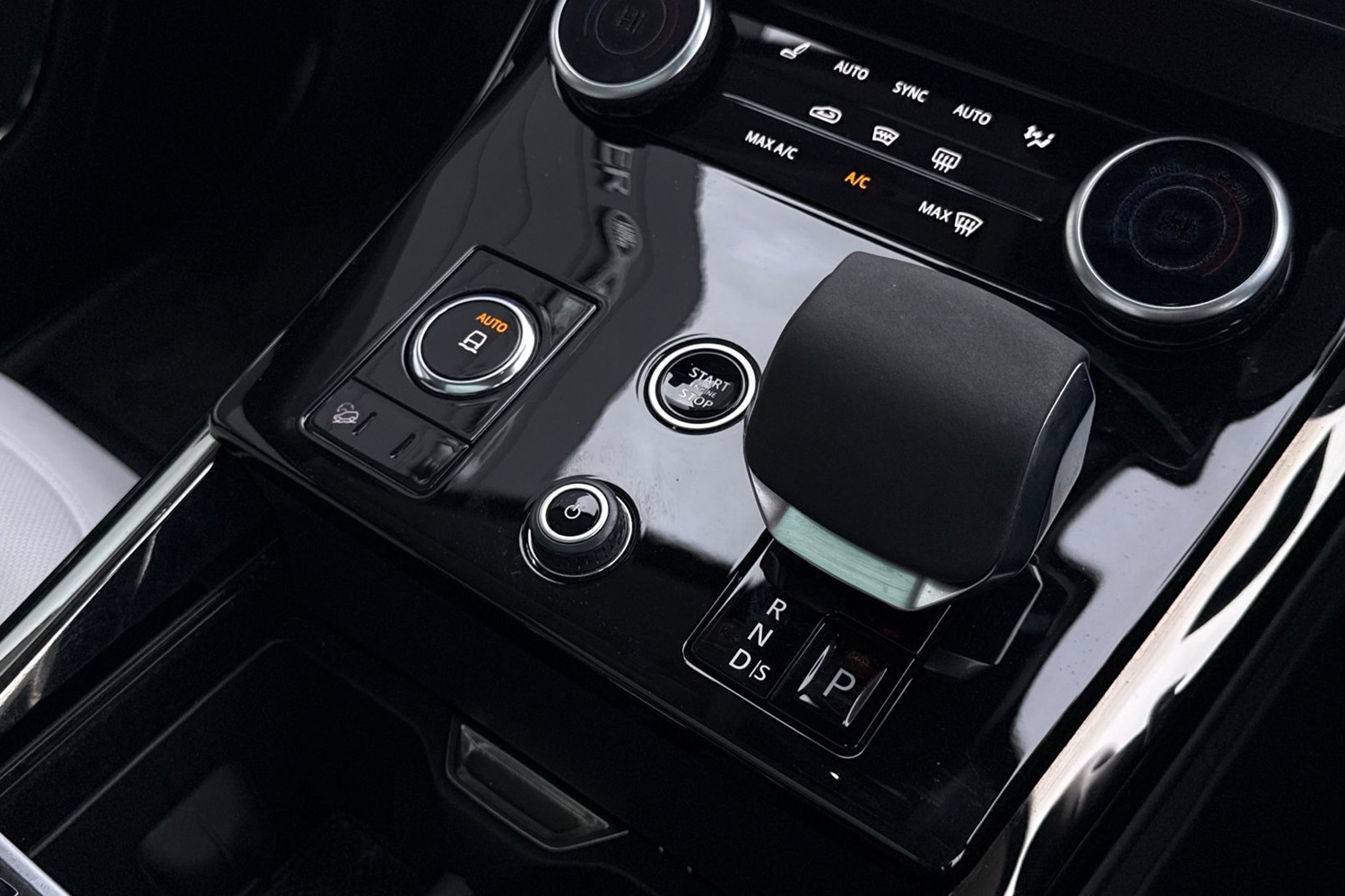 Used Land Rover Range Rover Sport 2023 for sale - 76985291: Photo 13