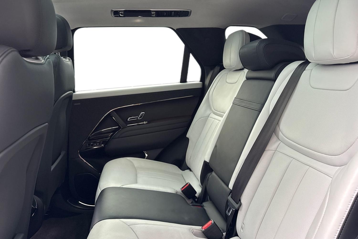 Used Land Rover Range Rover Sport 2023 for sale - 76985291: Photo 4