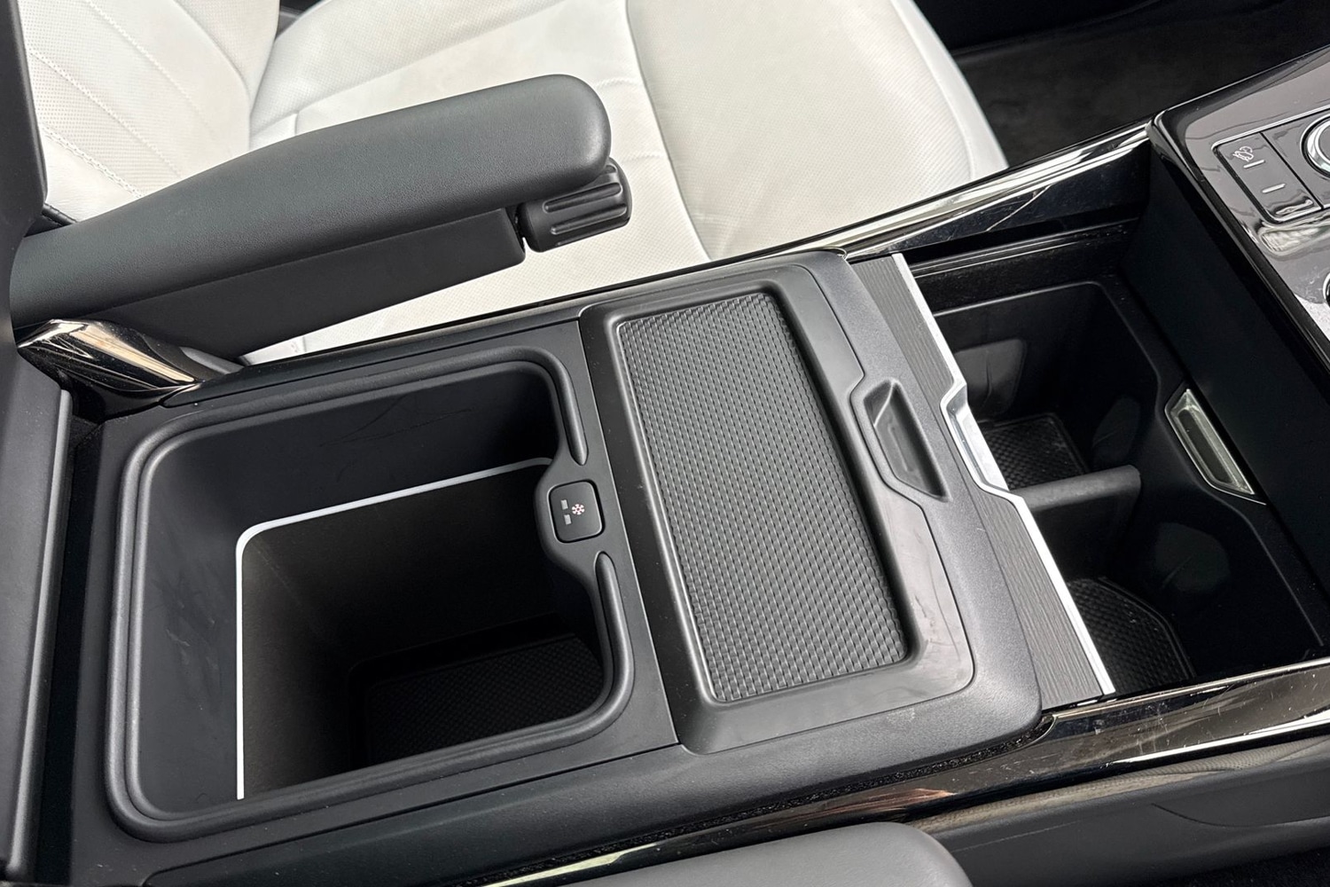 Used Land Rover Range Rover Sport 2023 for sale - 76985291: Photo 48