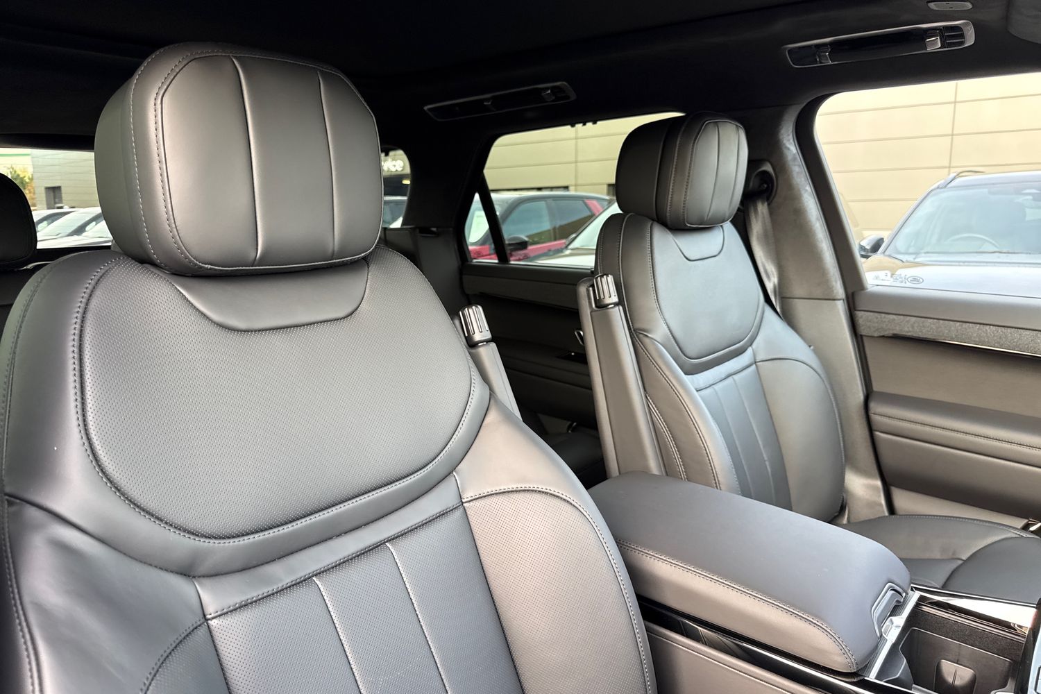 Used Land Rover Range Rover Sport 2025 for sale - 76330806: Photo 10