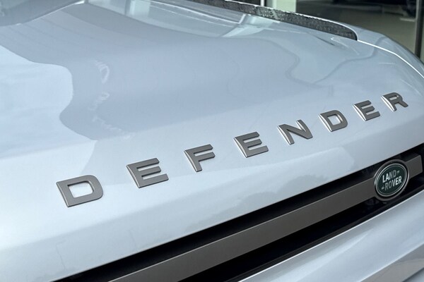 Used Land Rover Defender 110 2024 for sale - 76128550: Photo 37