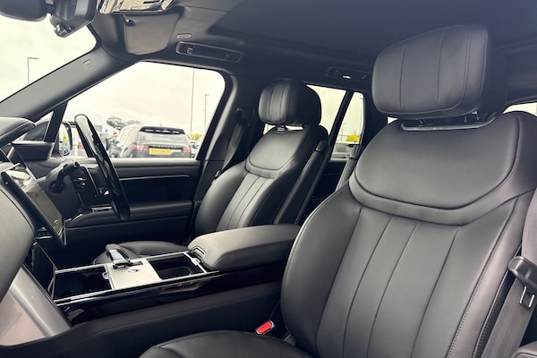 Used Land Rover Range Rover 2025 for sale - 76330815: Photo 11