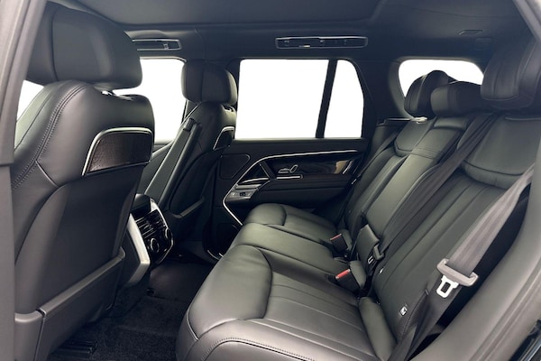 Used Land Rover Range Rover 2025 for sale - 76330815: Photo 4