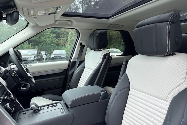 Used Land Rover Discovery 2025 for sale - 75787418: Photo 11