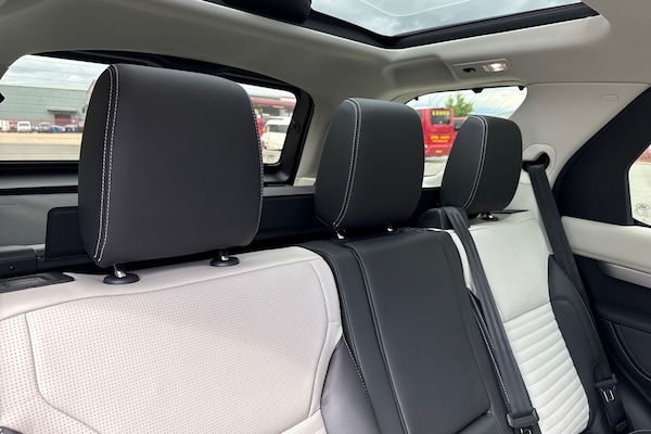 Used Land Rover Discovery 2025 for sale - 75787418: Photo 12