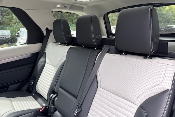 Used Land Rover Discovery 2025 for sale - 75787418: Photo 13