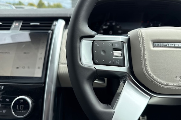 Used Land Rover Discovery 2025 for sale - 75787418: Photo 17