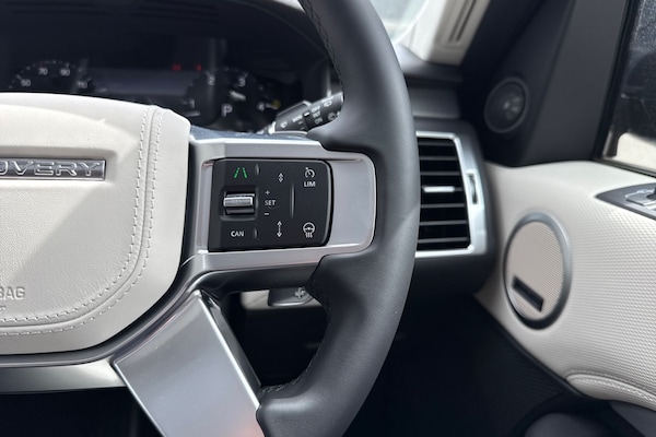 Used Land Rover Discovery 2025 for sale - 75787418: Photo 18