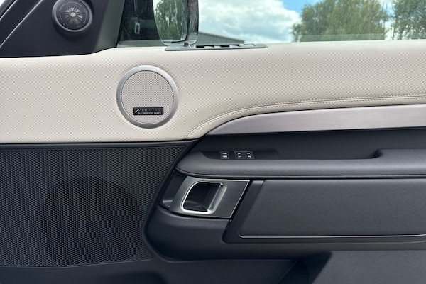 Used Land Rover Discovery 2025 for sale - 75787418: Photo 21
