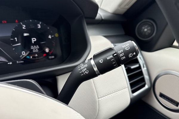 Used Land Rover Discovery 2025 for sale - 75787418: Photo 28