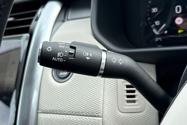 Used Land Rover Discovery 2025 for sale - 75787418: Photo 29