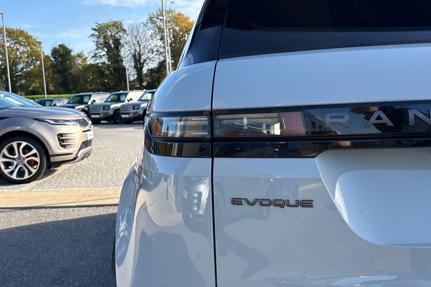 Used Land Rover Range Rover Evoque 2025 for sale - 76274590: Photo 24