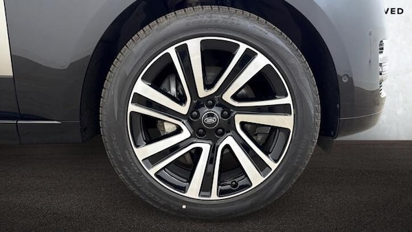 Used Land Rover Range Rover 2023 for sale - 75700881: Photo 9