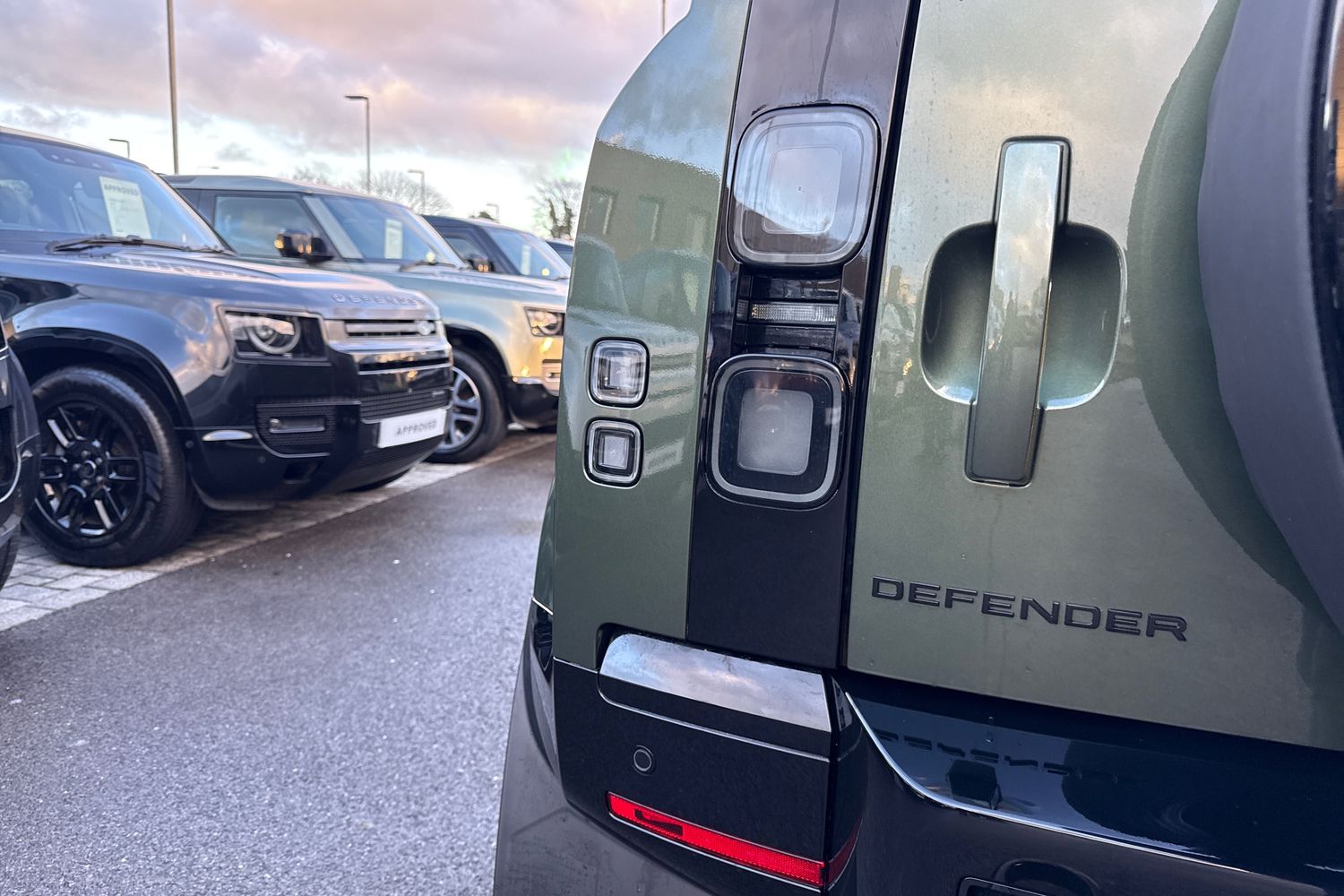 Used Land Rover Defender 110 2026 for sale - 78122406: Photo 22