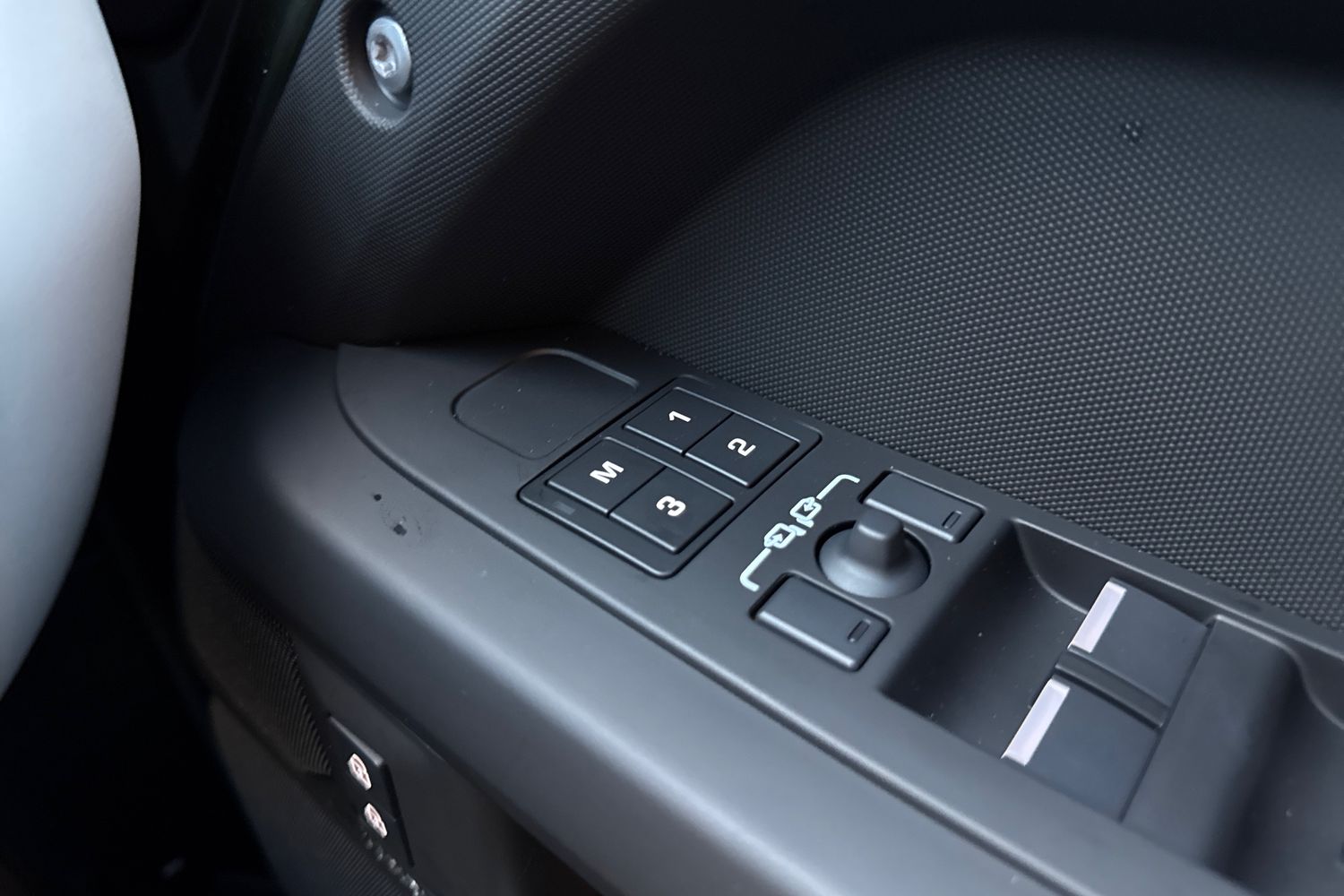 Used Land Rover Defender 110 2026 for sale - 78122406: Photo 29