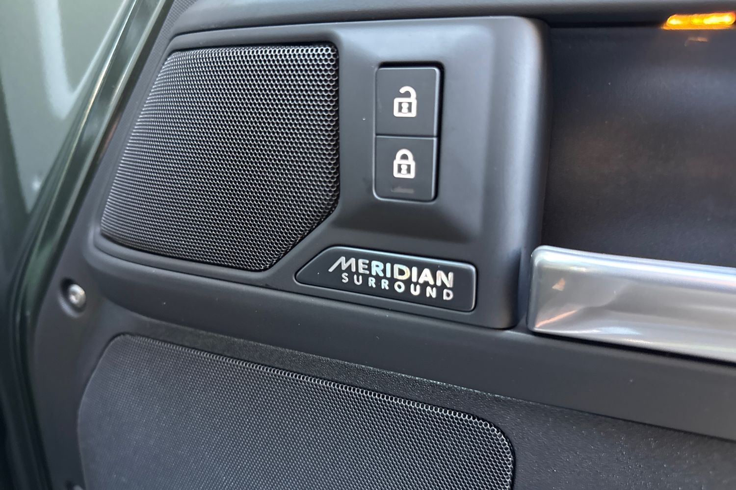 Used Land Rover Defender 110 2026 for sale - 78122406: Photo 30