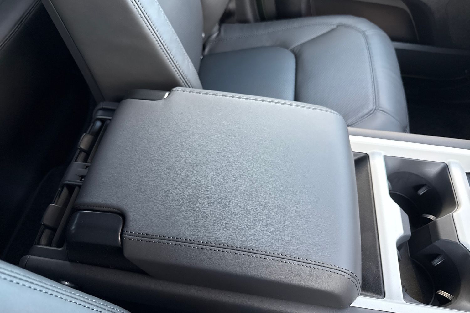 Used Land Rover Defender 110 2026 for sale - 78122406: Photo 47